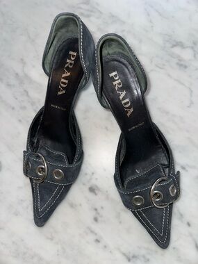 Vintage Prada Navy Suede Pointed Kitten Heels with Buckle Sz 35.5